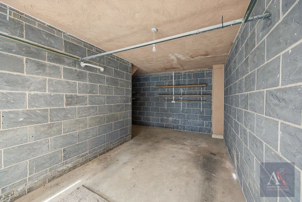Coppy Bridge Drive, Rochdale, OL16, photo 12