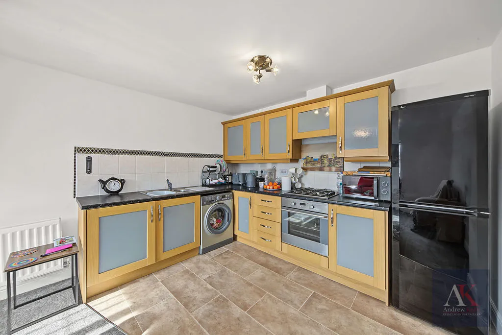 Coppy Bridge Drive, Rochdale, OL16, photo 4