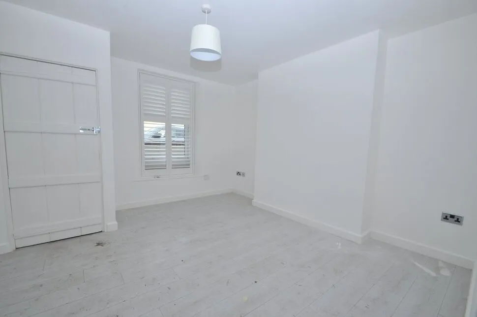 Cadbury Heath Road, Bristol, BS30, photo 4