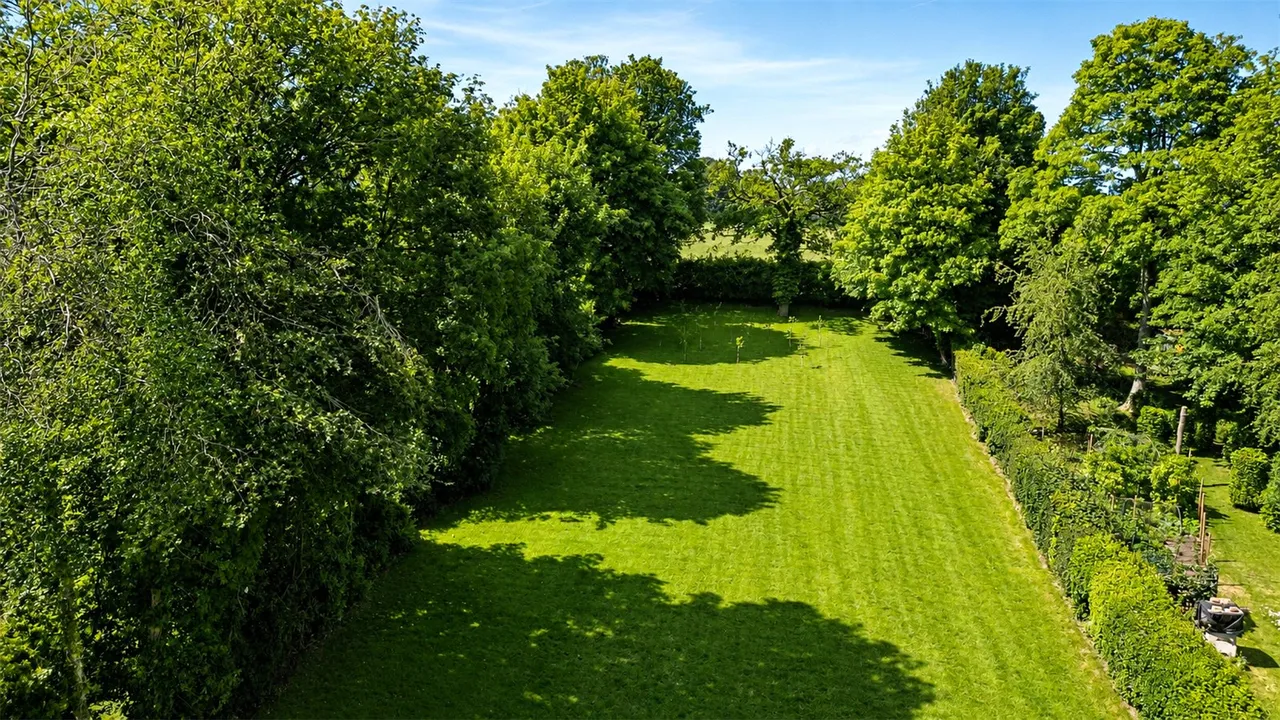 Wellhouse Road, Beech, GU34, photo 4