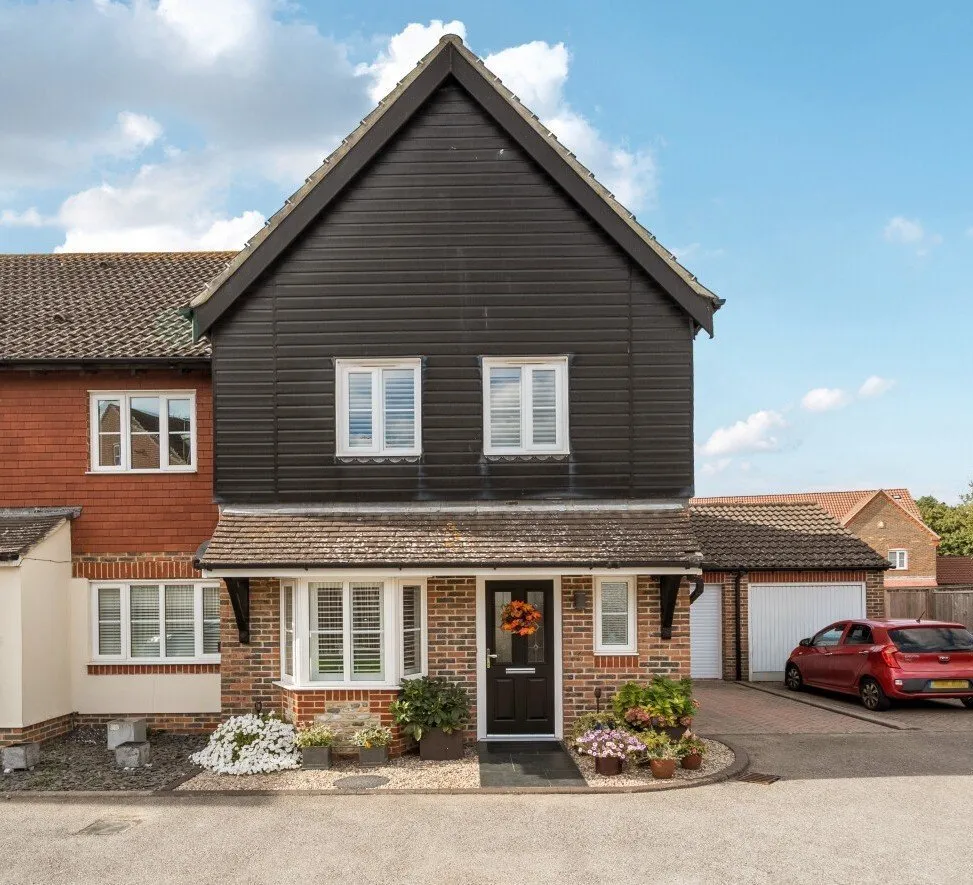 4 bed house for sale, The Poplars, Littlehampton, BN17