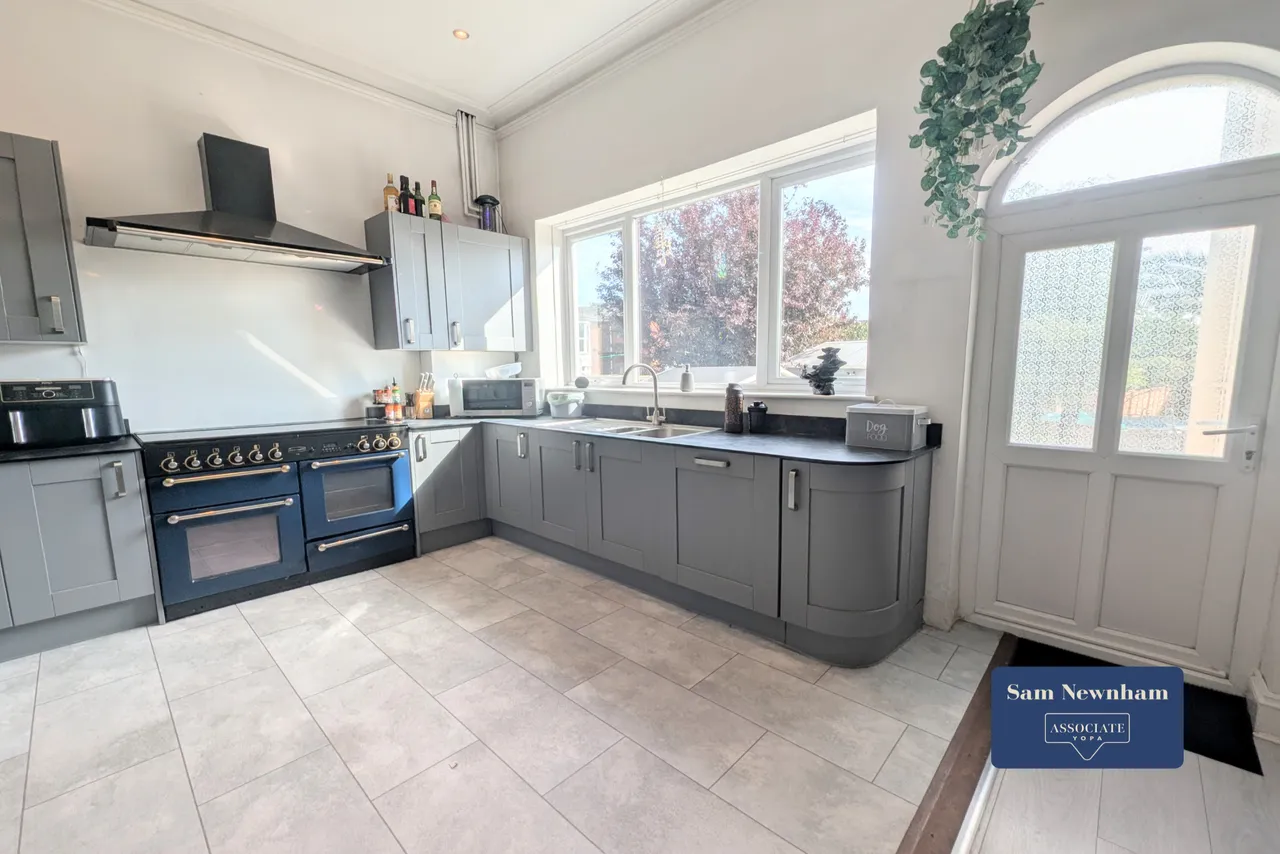 Pellhurst Road, Ryde, PO33, photo 4