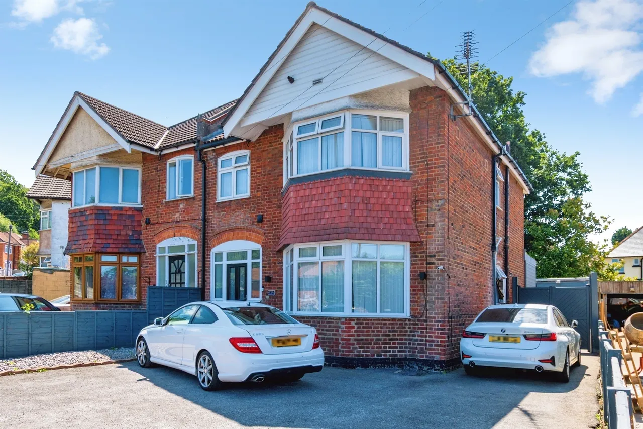4 bed house for sale — Bitterne Road West, Southampton