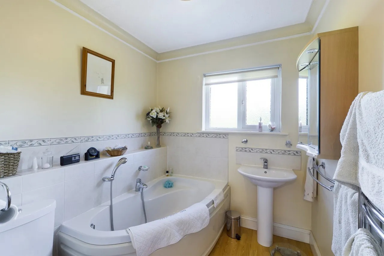 Broadfield Road, Folkestone, CT20, photo 16
