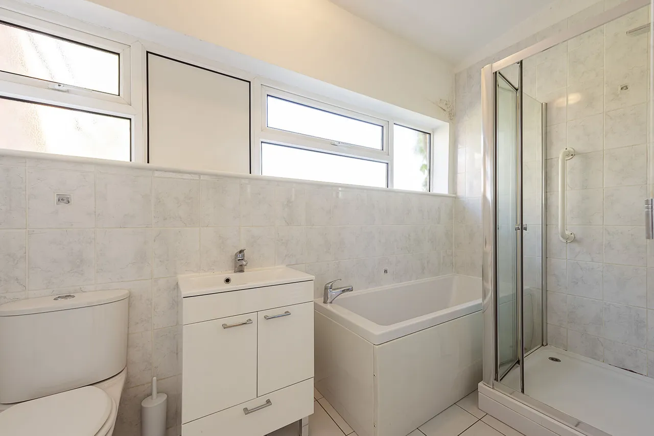Wells Close, Harpenden, AL5, photo 10