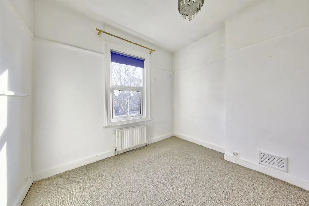 Cobham Road, Kingston Upon Thames KT1 3AE, photo 6