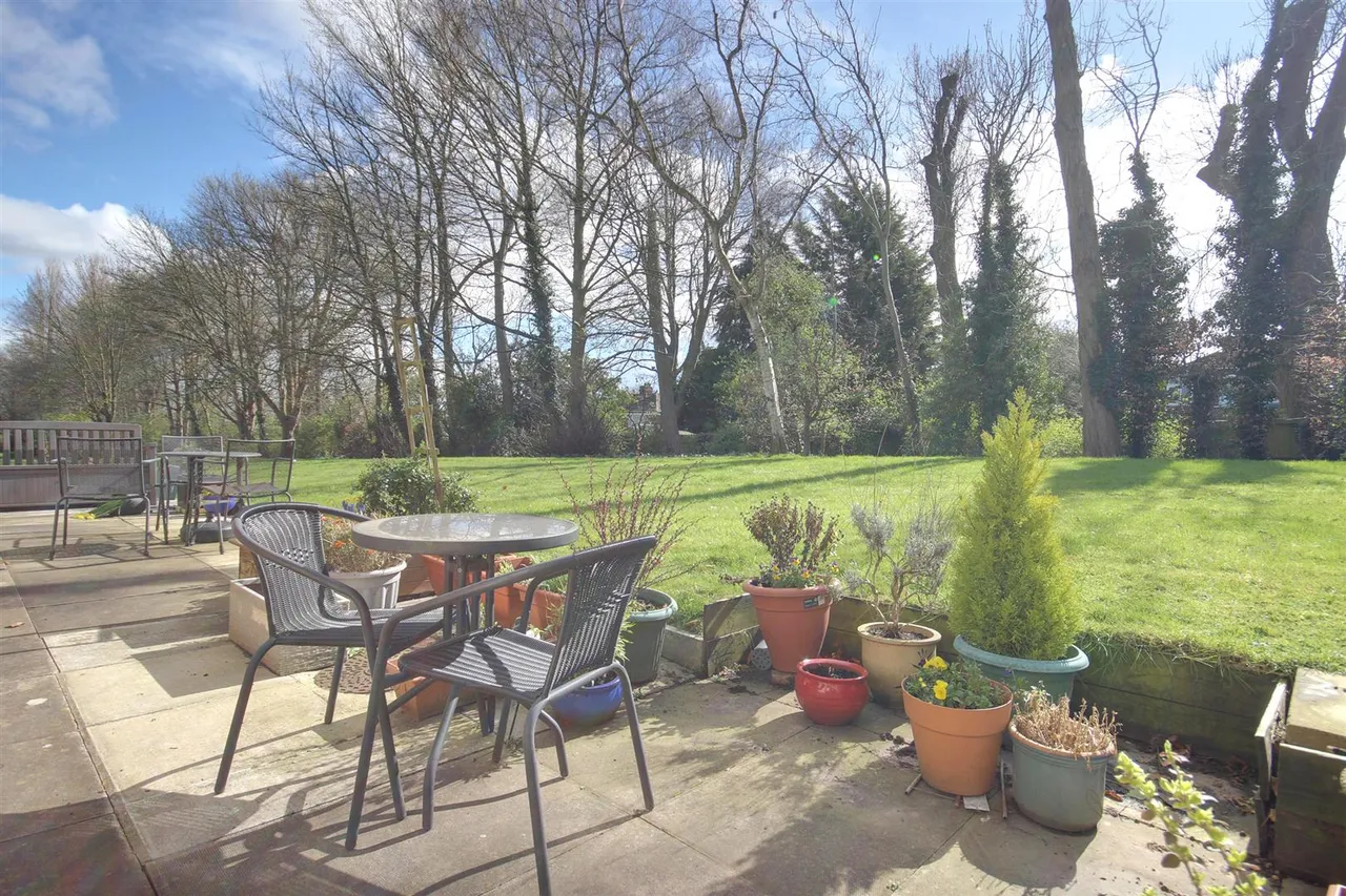 Beverley Road, Willerby, Hull, photo 8