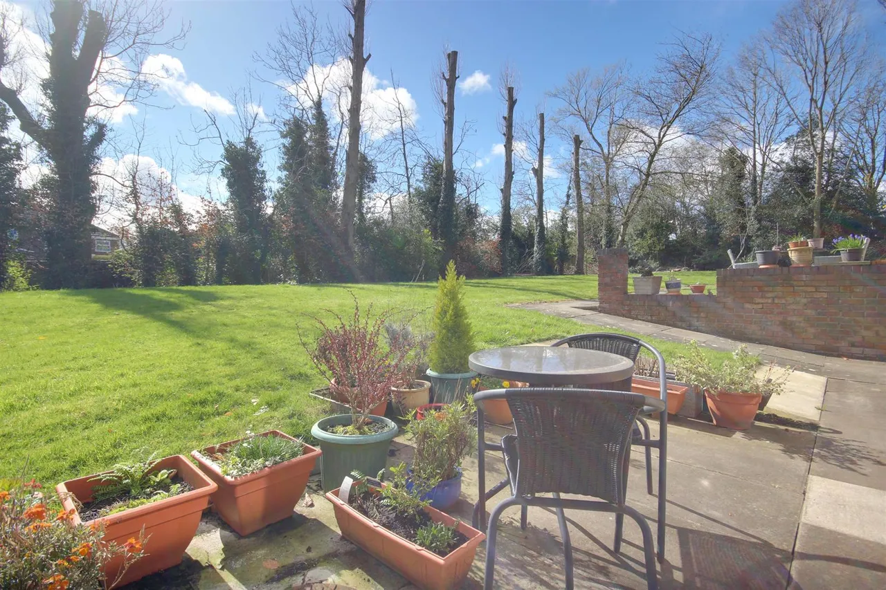 Beverley Road, Willerby, Hull, photo 9