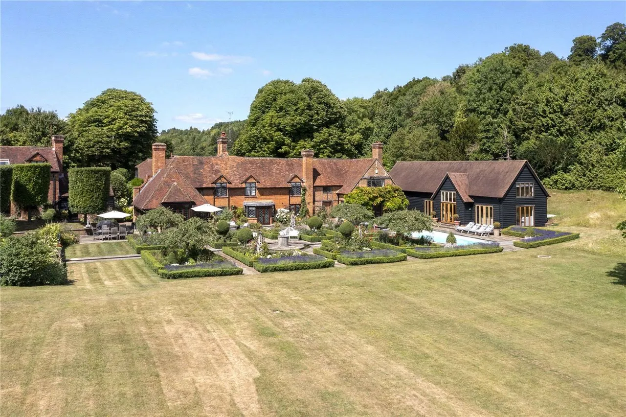 7 bed house for sale — Frieth Road, Marlow, Buckinghamshire, SL7 2HT