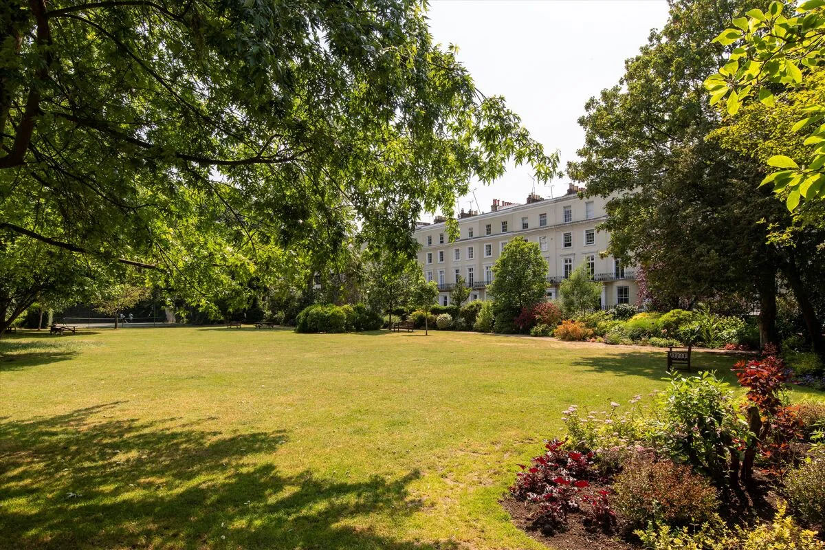 Norland Square, London, W11, photo 17