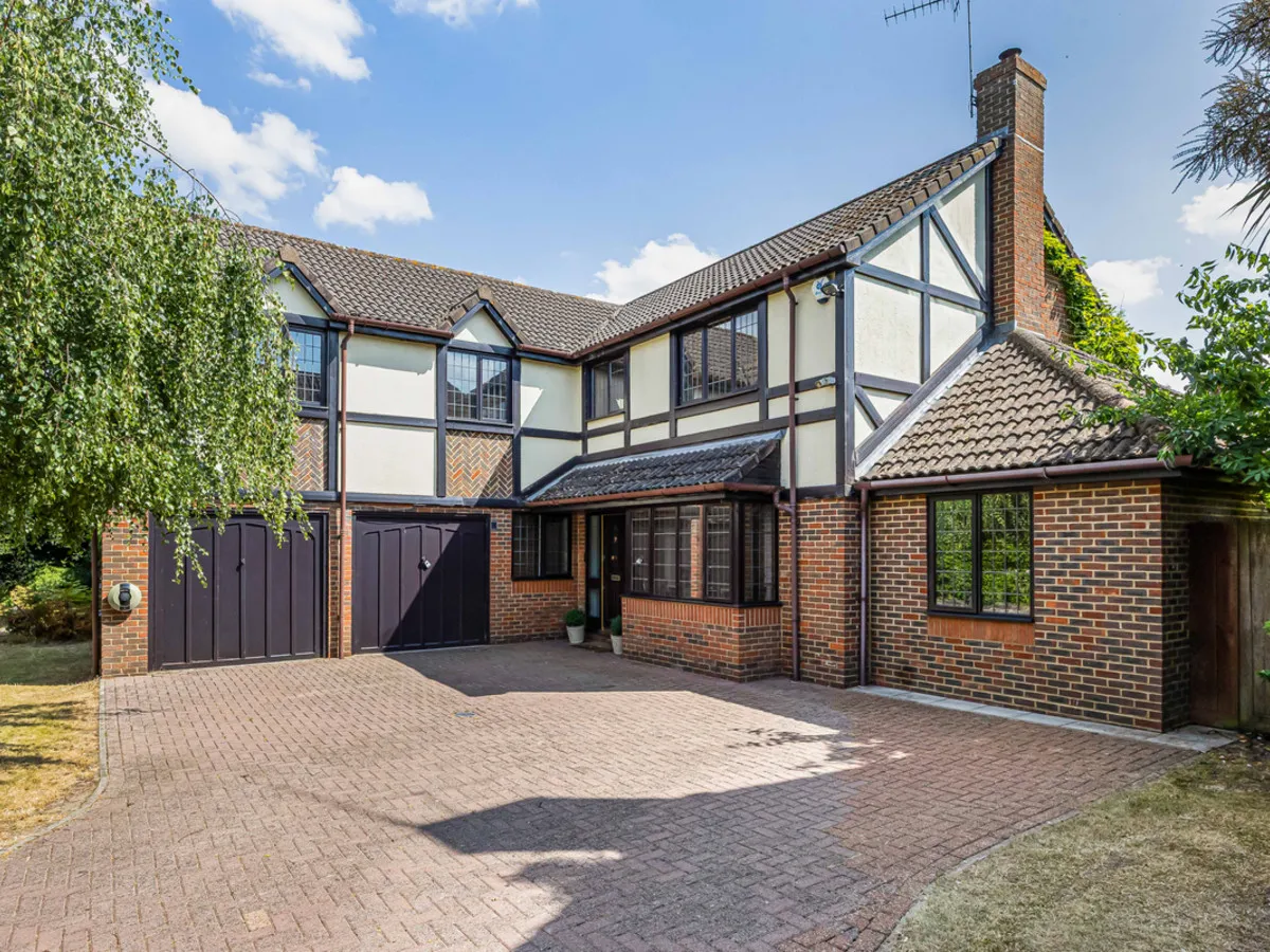 5 bed house for sale, Windermere Close, Winnersh, RG41