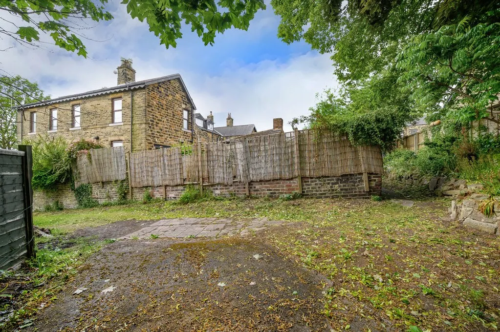 Ebury Street, Batley WF17 0LW, photo 3