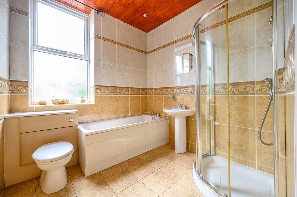 Ebury Street, Batley WF17 0LW, photo 17