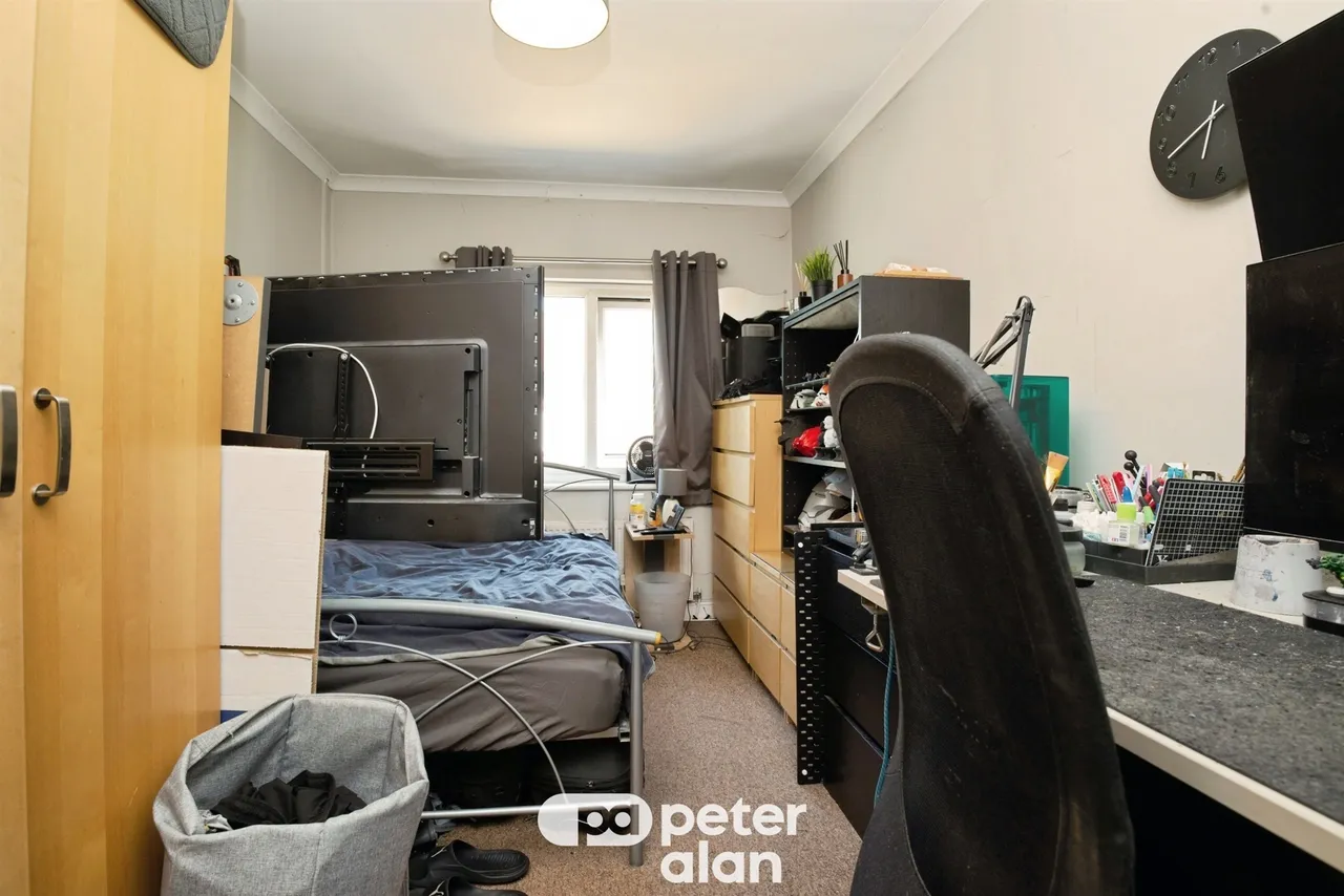 Colchester Avenue, Cardiff, CF23, photo 11