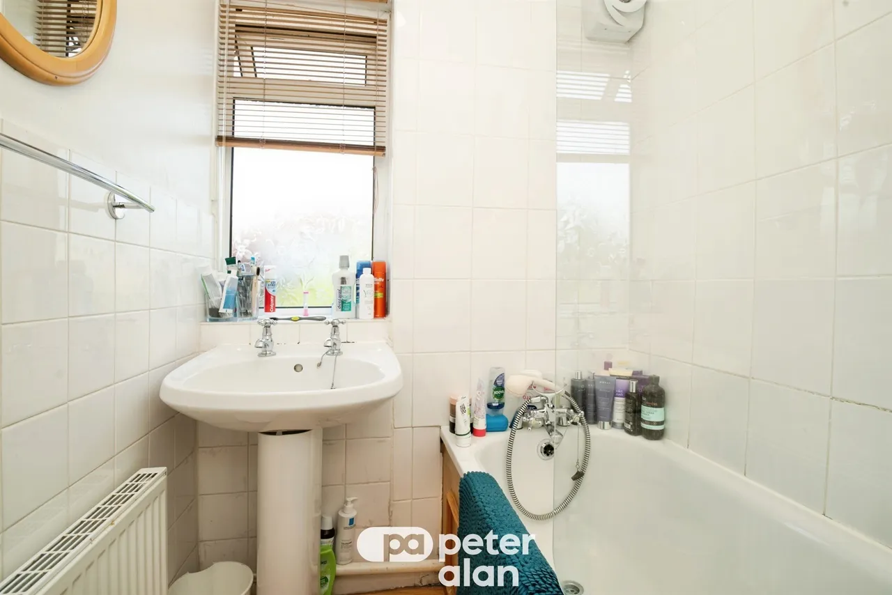 Colchester Avenue, Cardiff, CF23, photo 13