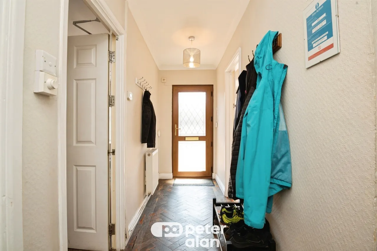 Colchester Avenue, Cardiff, CF23, photo 7