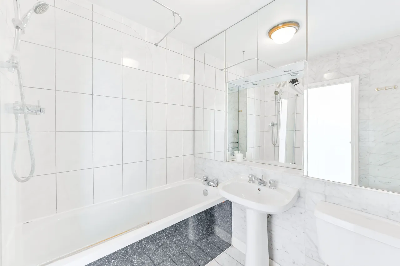 12G Stuart Tower, 105 Maida Vale, London, photo 8
