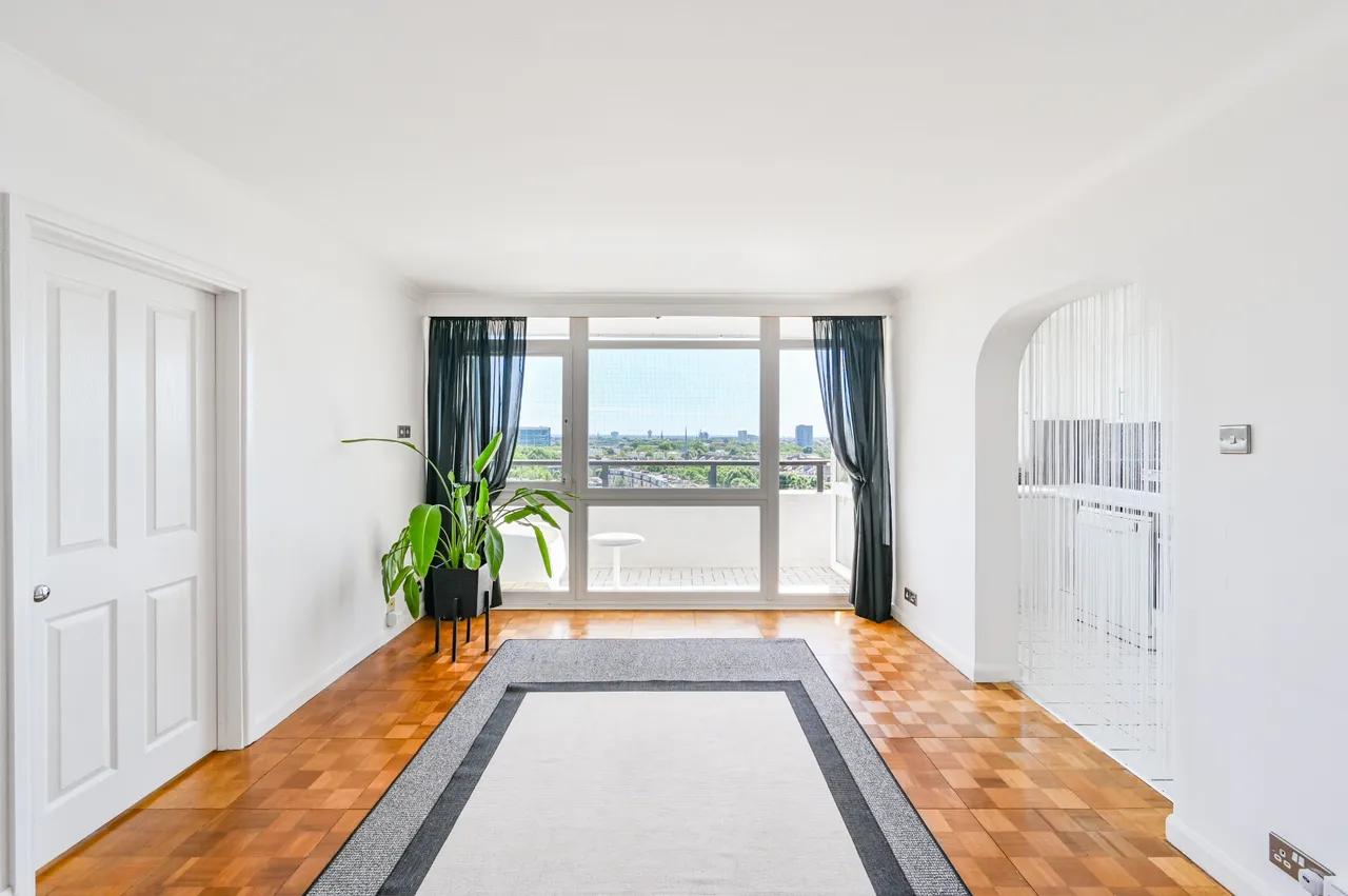 12G Stuart Tower, 105 Maida Vale, London, photo 5
