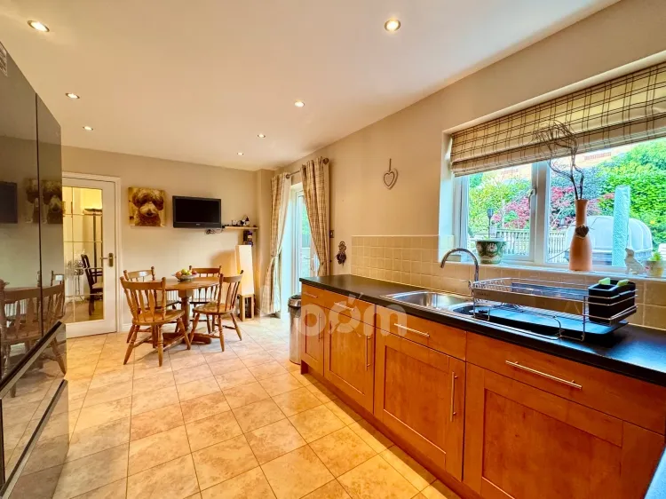 Glen Court, Dalry, KA24, photo 17