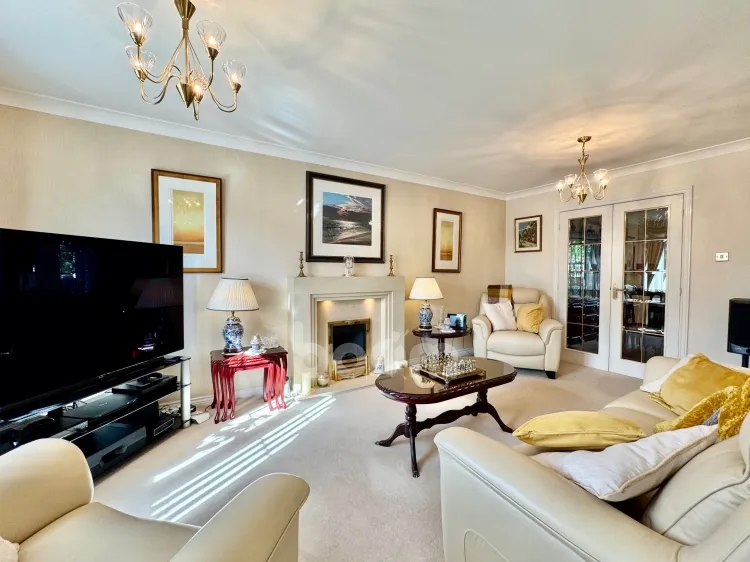 Glen Court, Dalry, KA24, photo 12