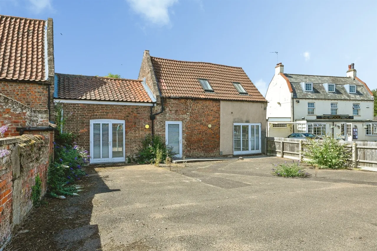 Main Road, Terrington St. John, PE14, photo 8