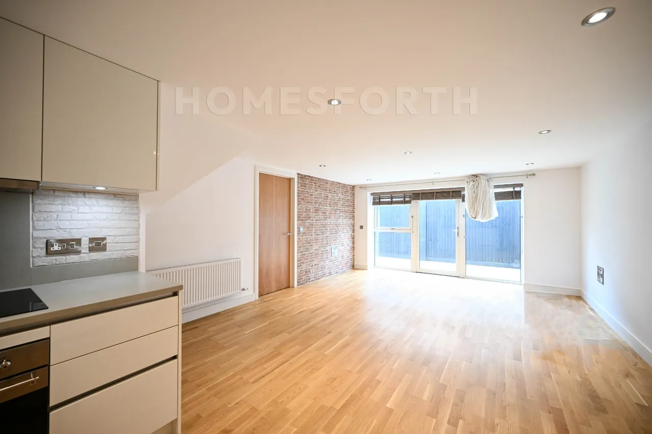 Fraser Road, Perivale, UB6, photo 8