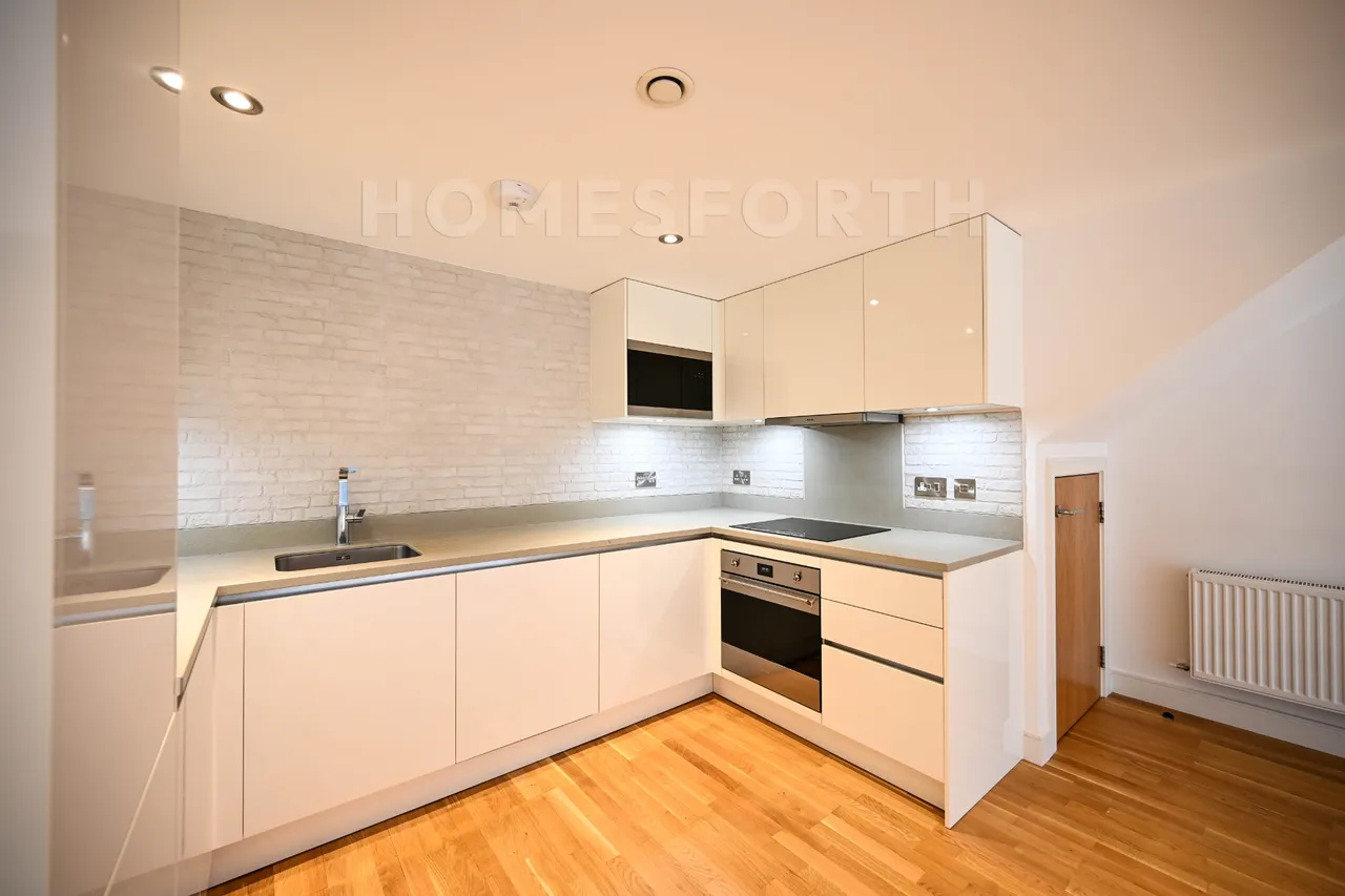 Fraser Road, Perivale, UB6, photo 7