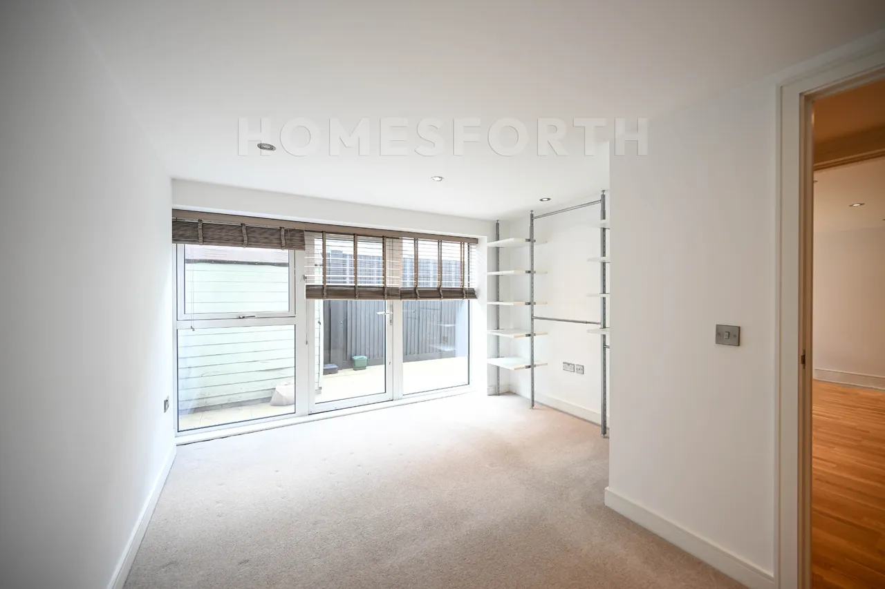 Fraser Road, Perivale, UB6, photo 10