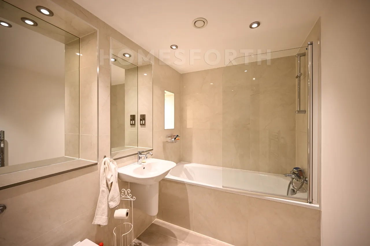 Fraser Road, Perivale, UB6, photo 3