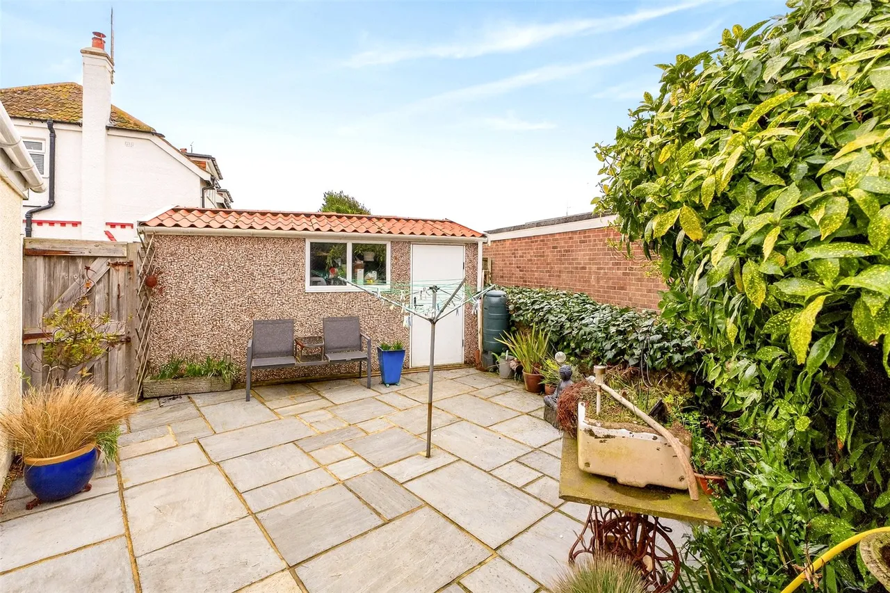 Seafield Close, Rustington, BN16, photo 13