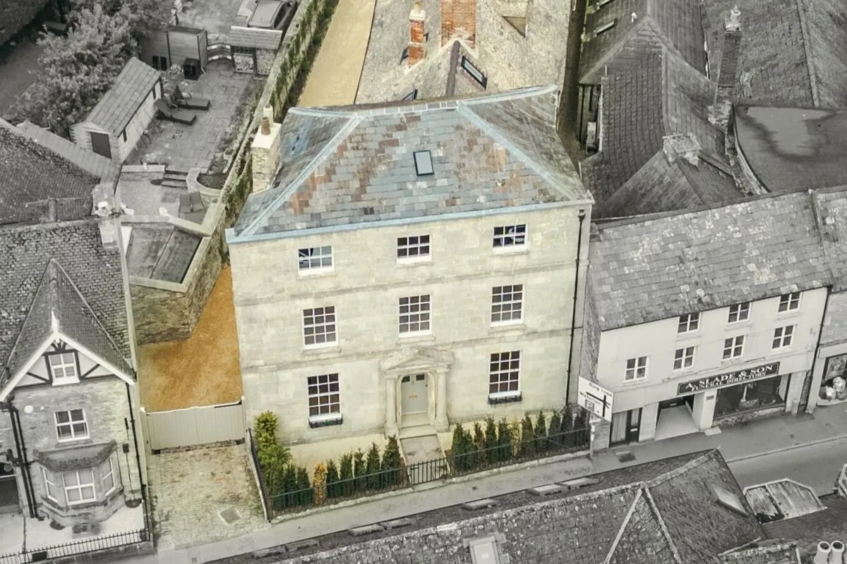 Dyer Street, Cirencester, GL7, photo 3