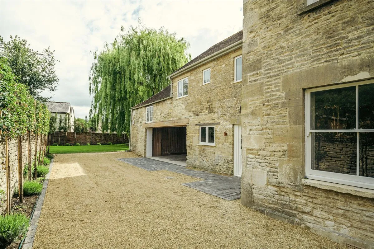 Dyer Street, Cirencester, GL7, photo 25