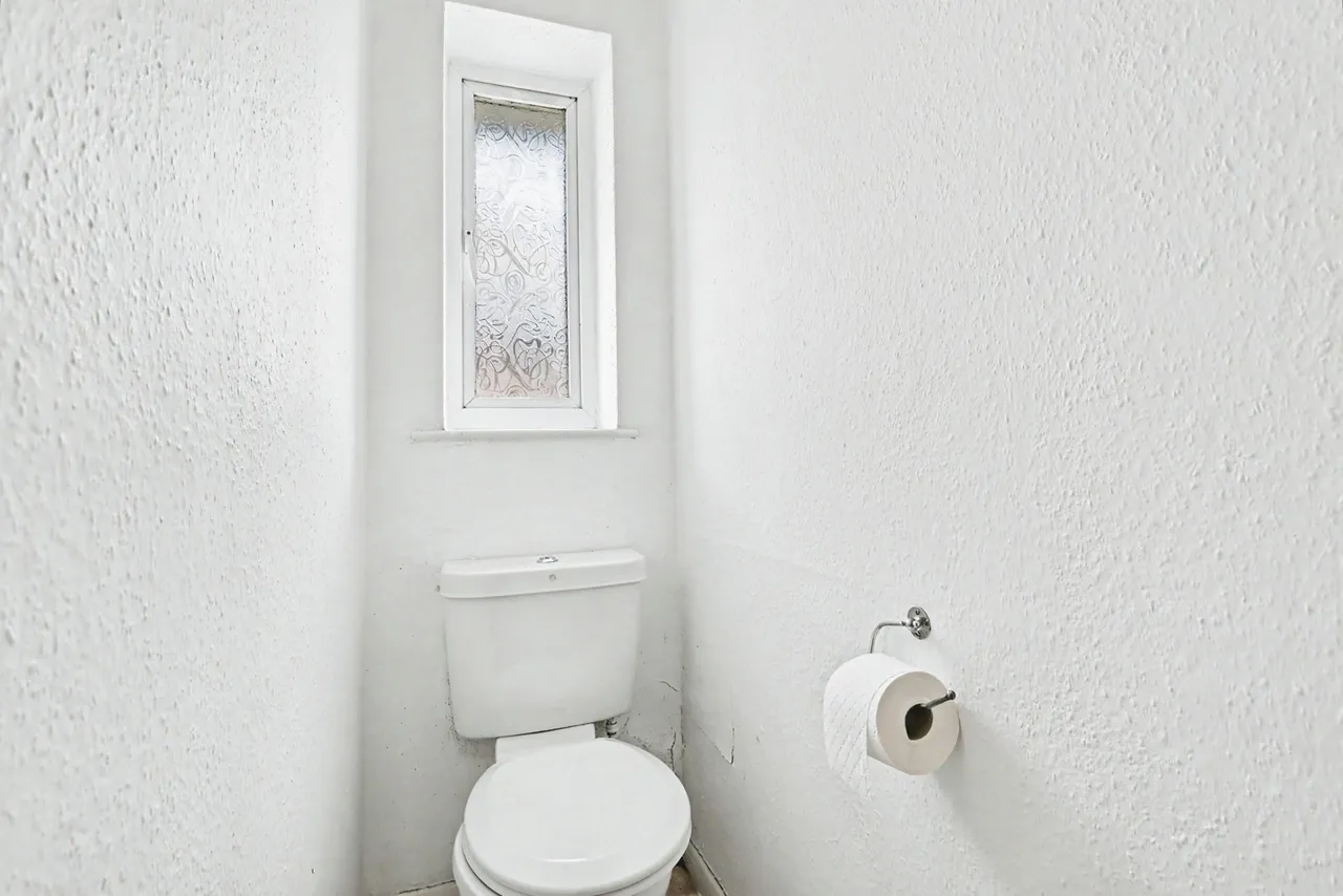 Oaklands Drive, Westone, Northampton, NN3, photo 15