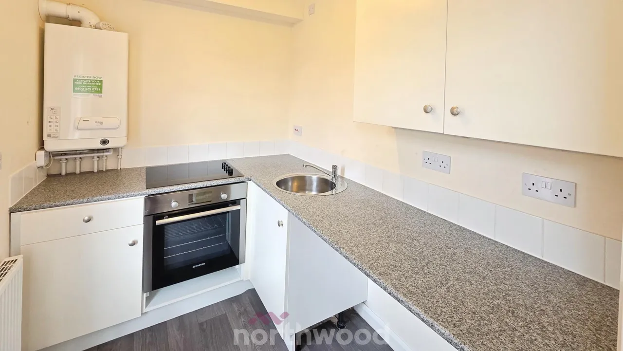 Askern Road, Carcroft, DN6, photo 2
