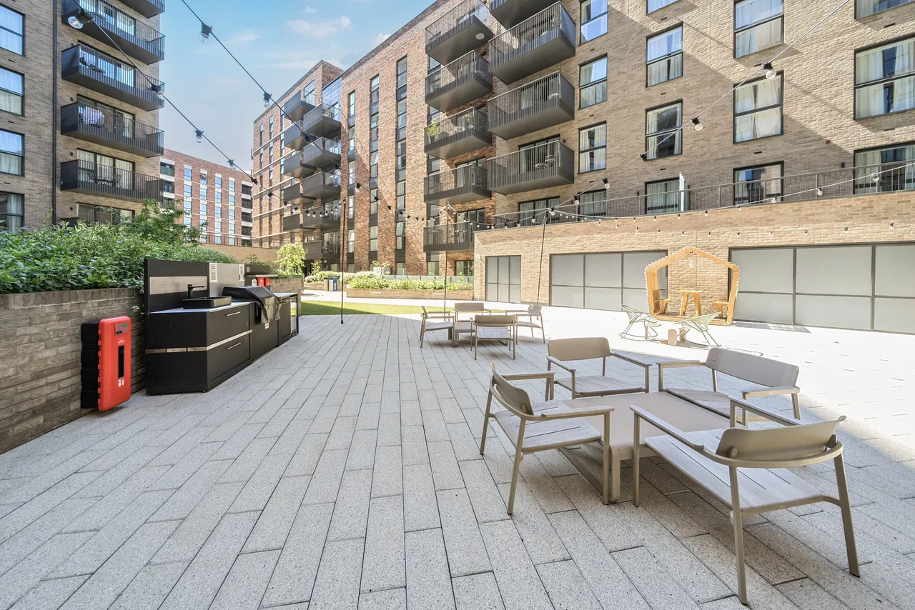 Flat 38, Amity House, London, photo 10