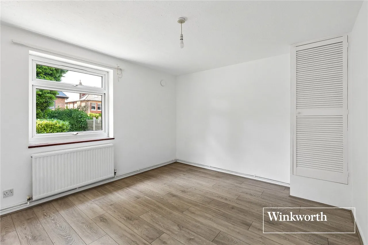 Dollis Avenue, Finchley, N3, photo 10