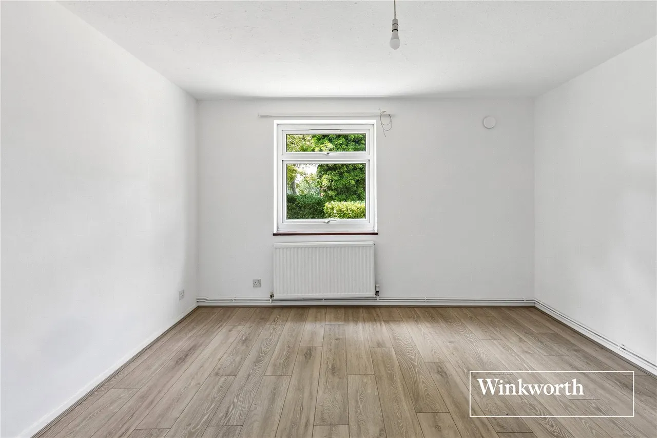 Dollis Avenue, Finchley, N3, photo 14
