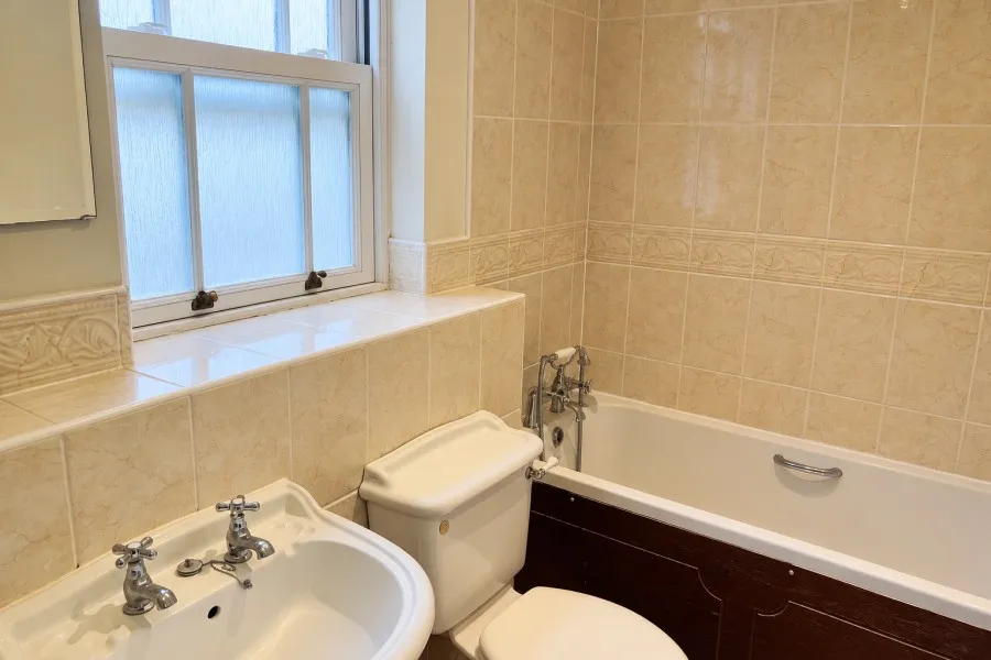 Lancaster Avenue, Guildford, GU1, photo 8