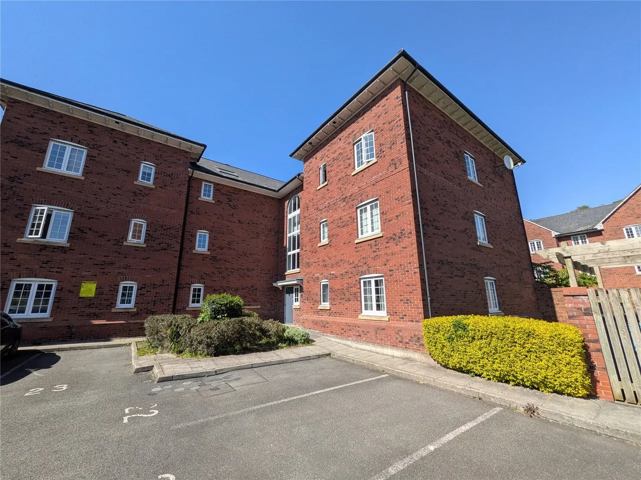 2 bed flat for sale — Fletcher Court, Radcliffe, Manchester, Greater Manchester, M26