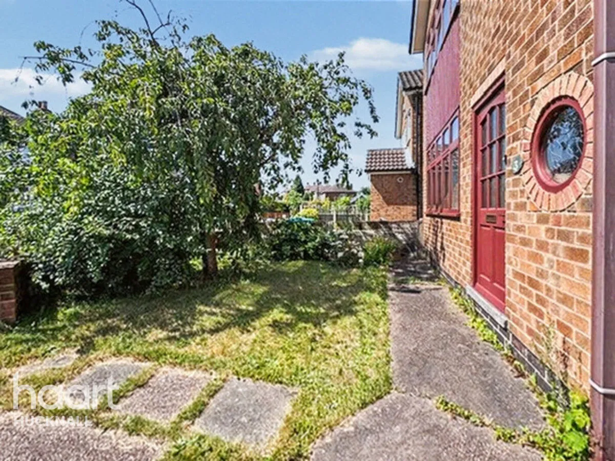 Carlisle Avenue, Nottingham, NG6, photo 2