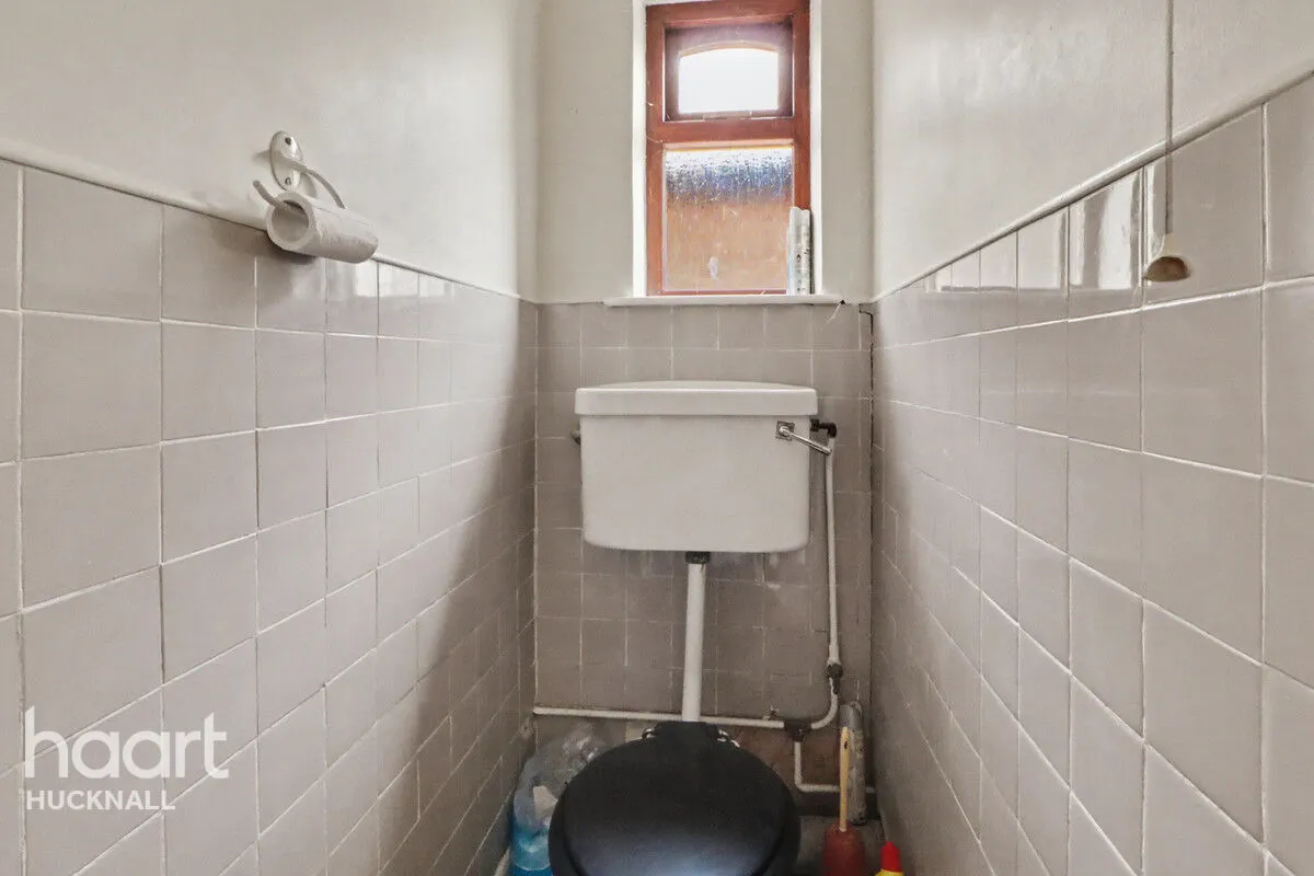 Carlisle Avenue, Nottingham, NG6, photo 17