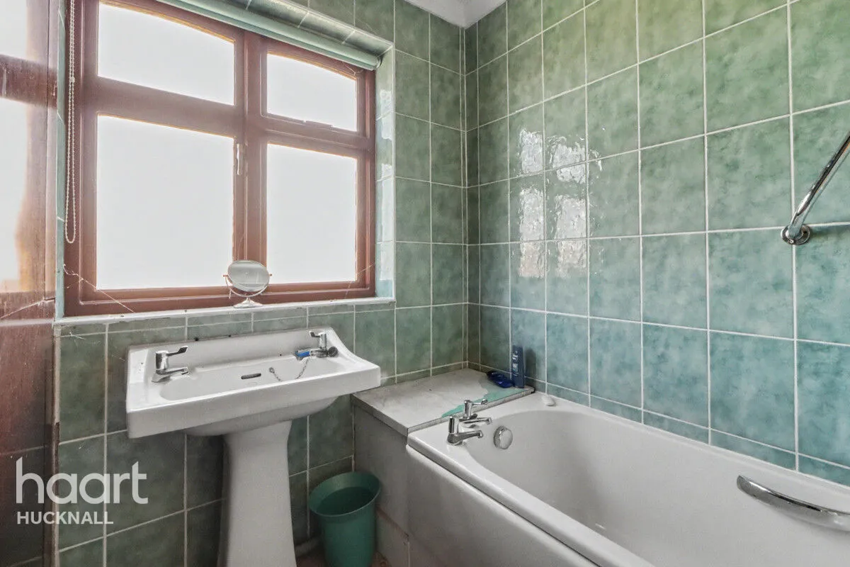 Carlisle Avenue, Nottingham, NG6, photo 15