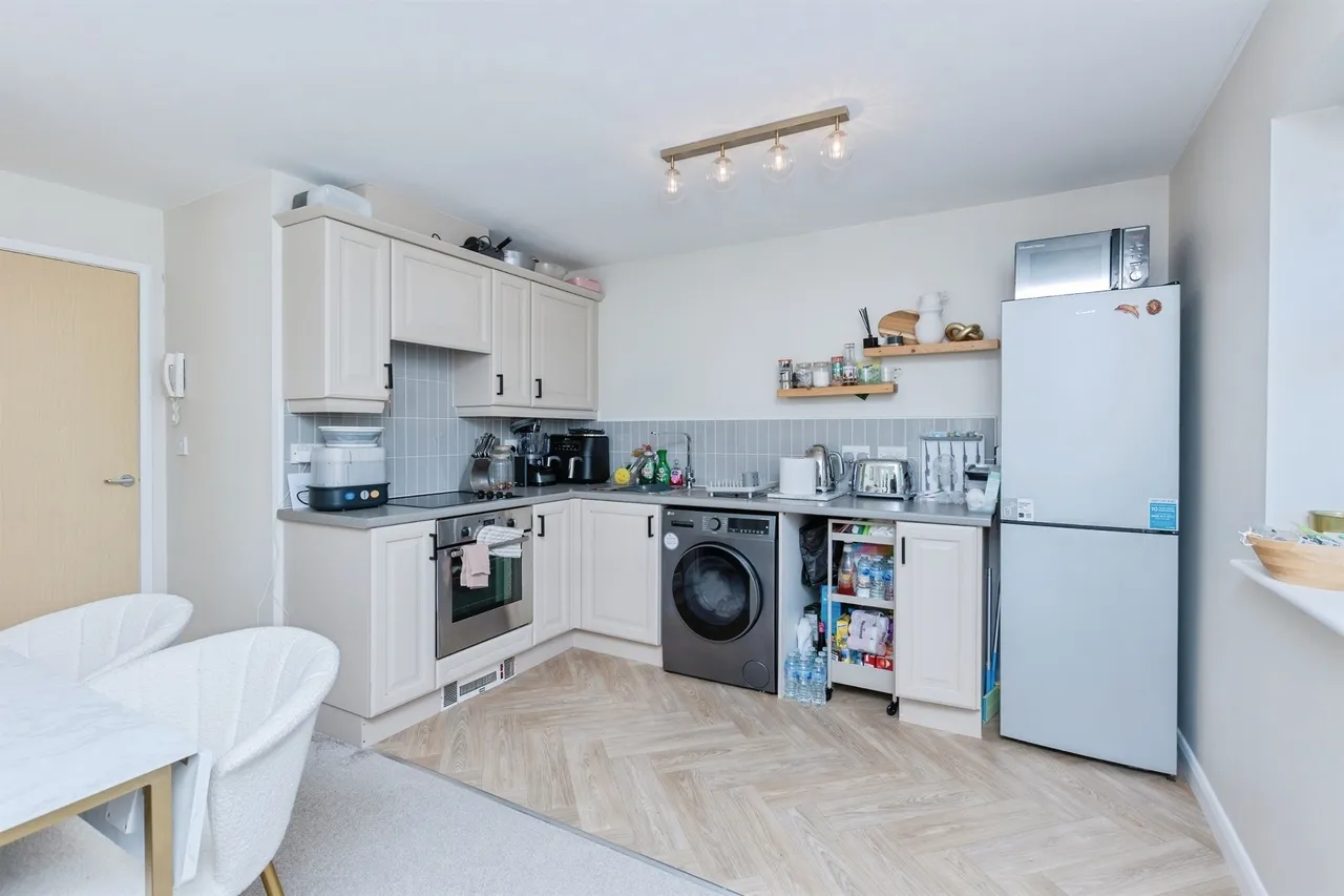 Loughland Close, Blaby, LE8, photo 5