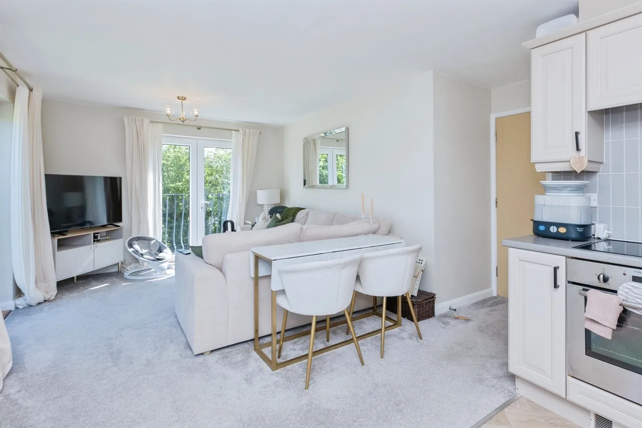 Loughland Close, Blaby, LE8, photo 8