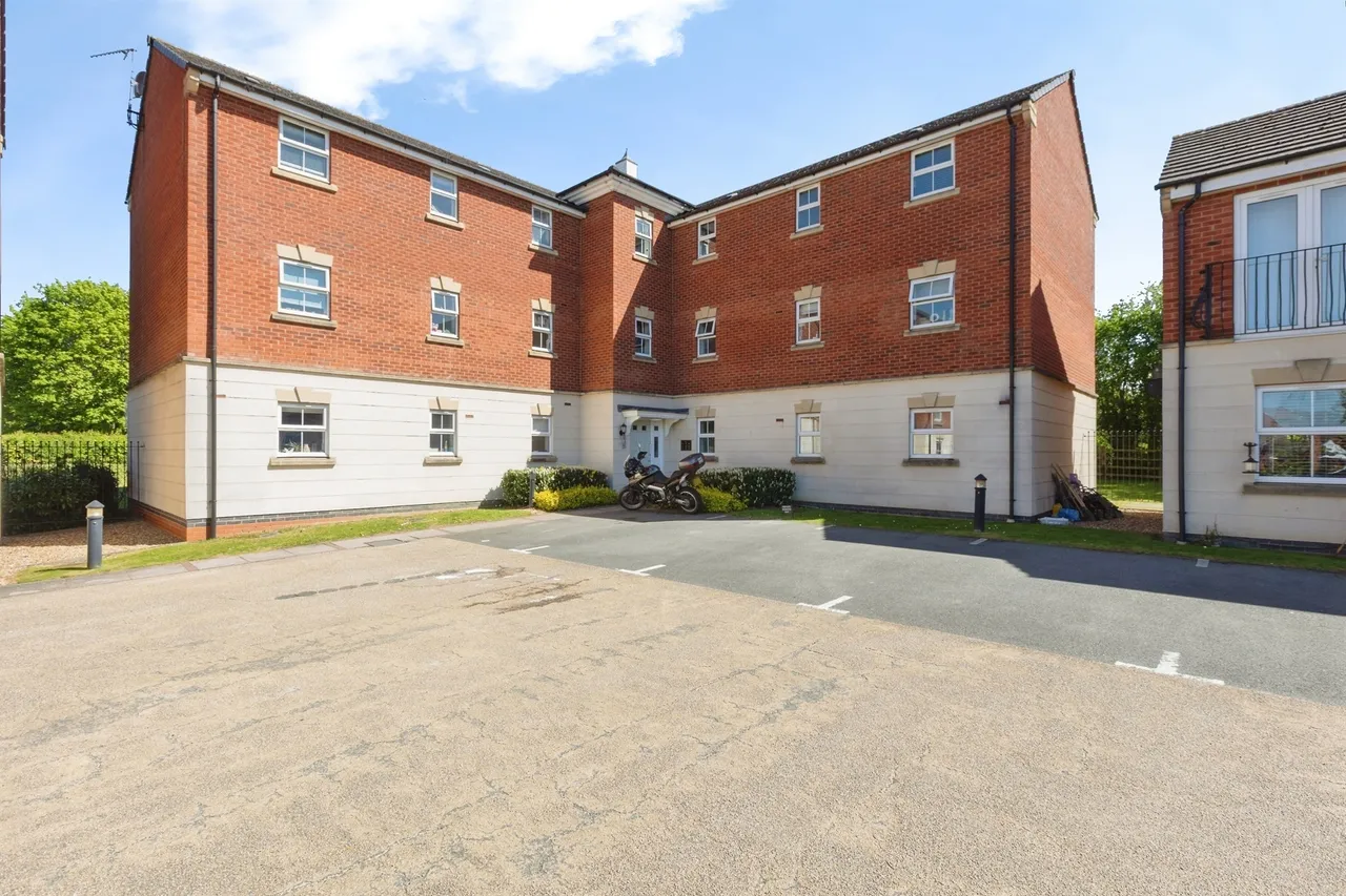 Loughland Close, Blaby, LE8, photo 3