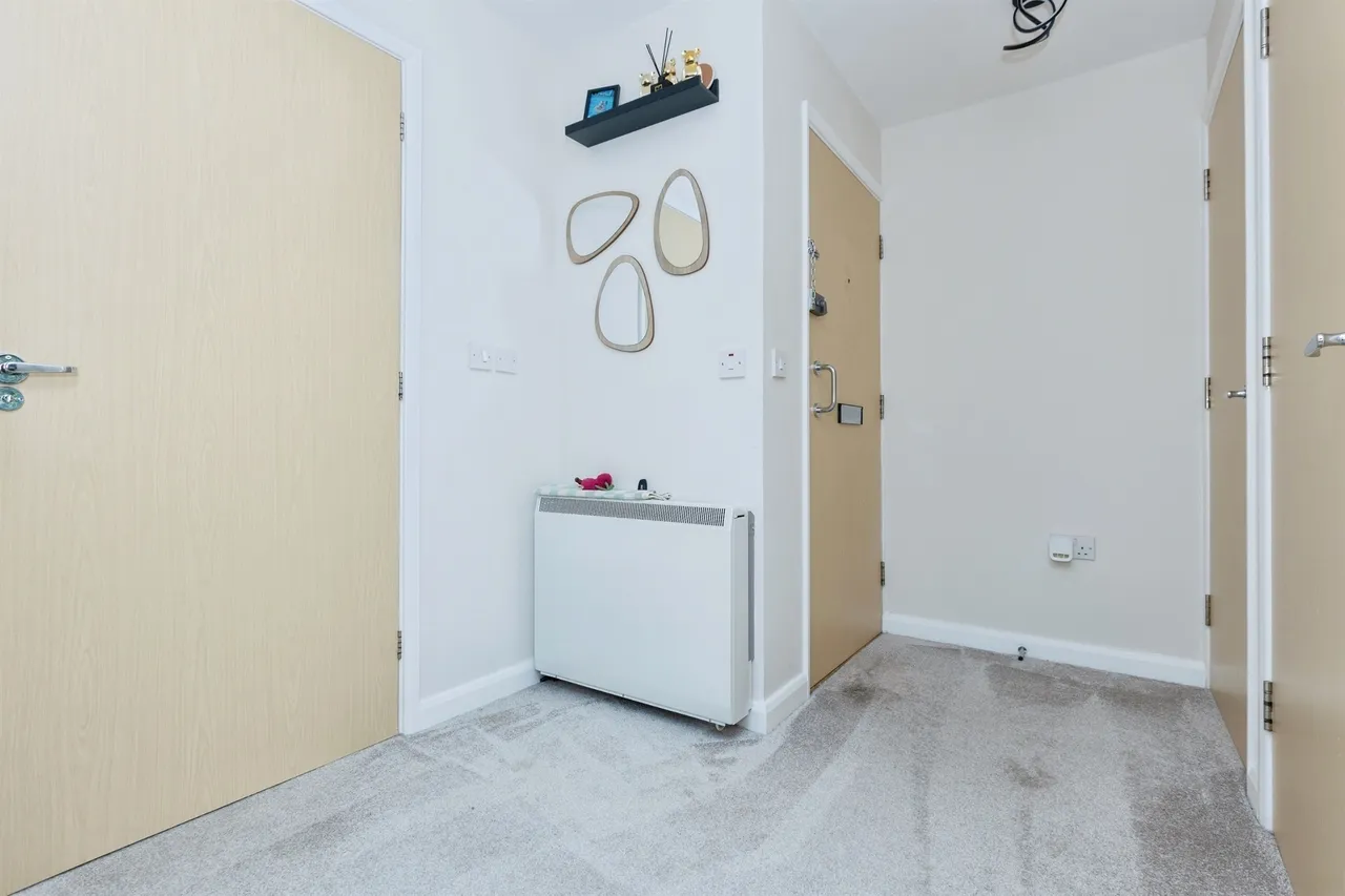 Loughland Close, Blaby, LE8, photo 7