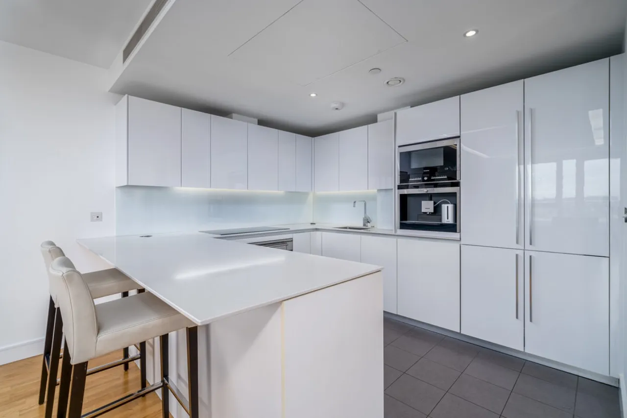 Flotilla House, Battersea Reach, photo 6