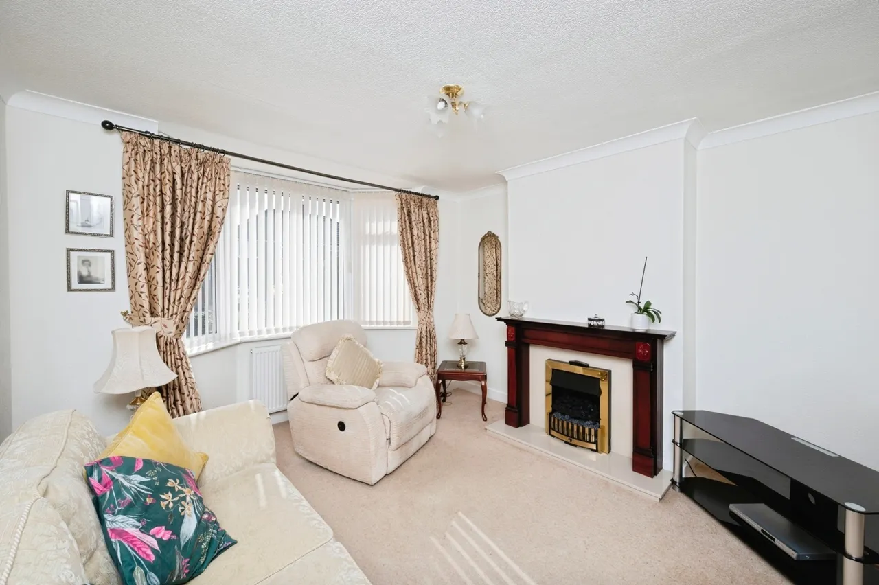 Marples Avenue, Mansfield Woodhouse, Mansfield, Nottinghamshire, NG19, photo 4