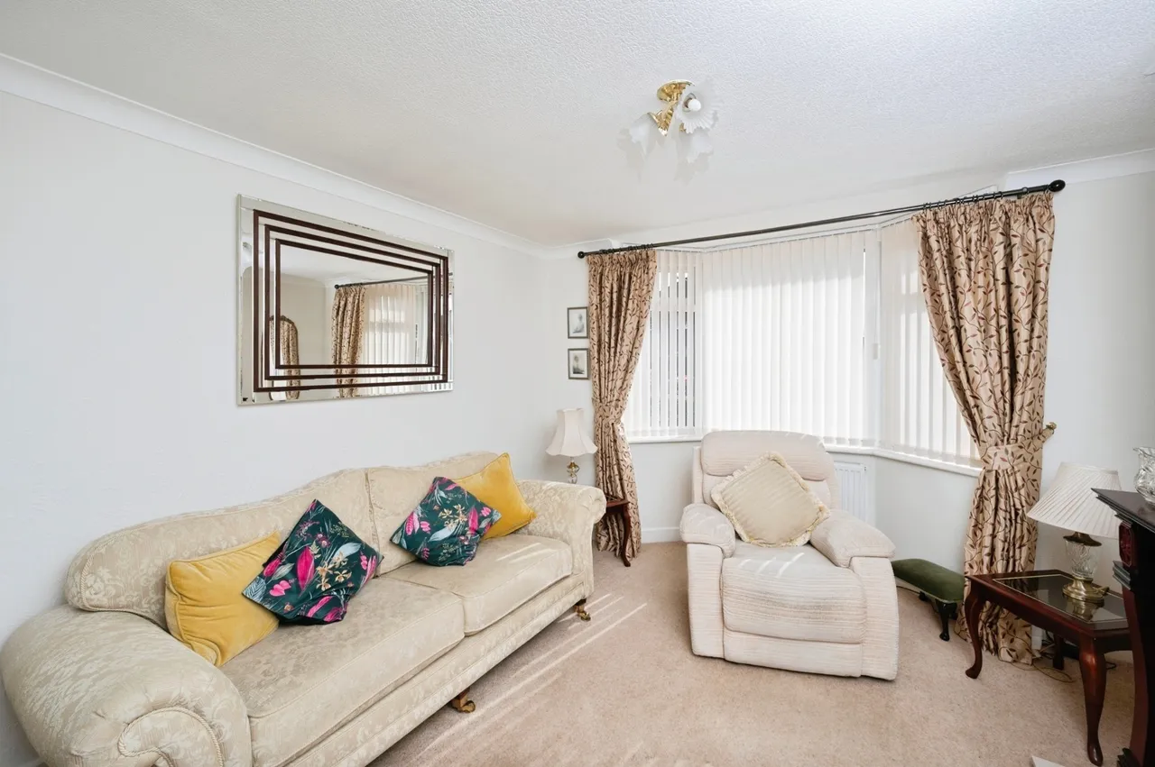 Marples Avenue, Mansfield Woodhouse, Mansfield, Nottinghamshire, NG19, photo 3