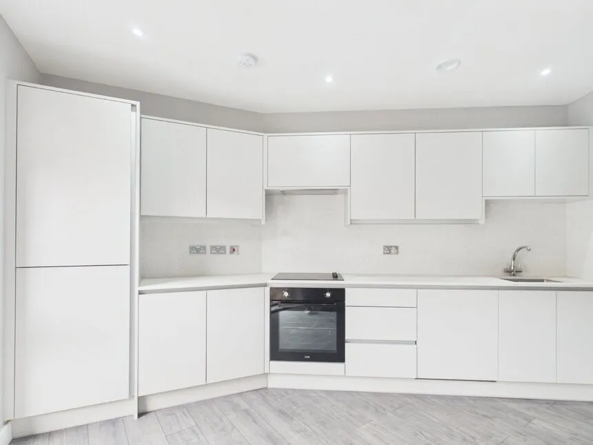 1 bed flat to rent — King Edwards Road, Barking, IG11